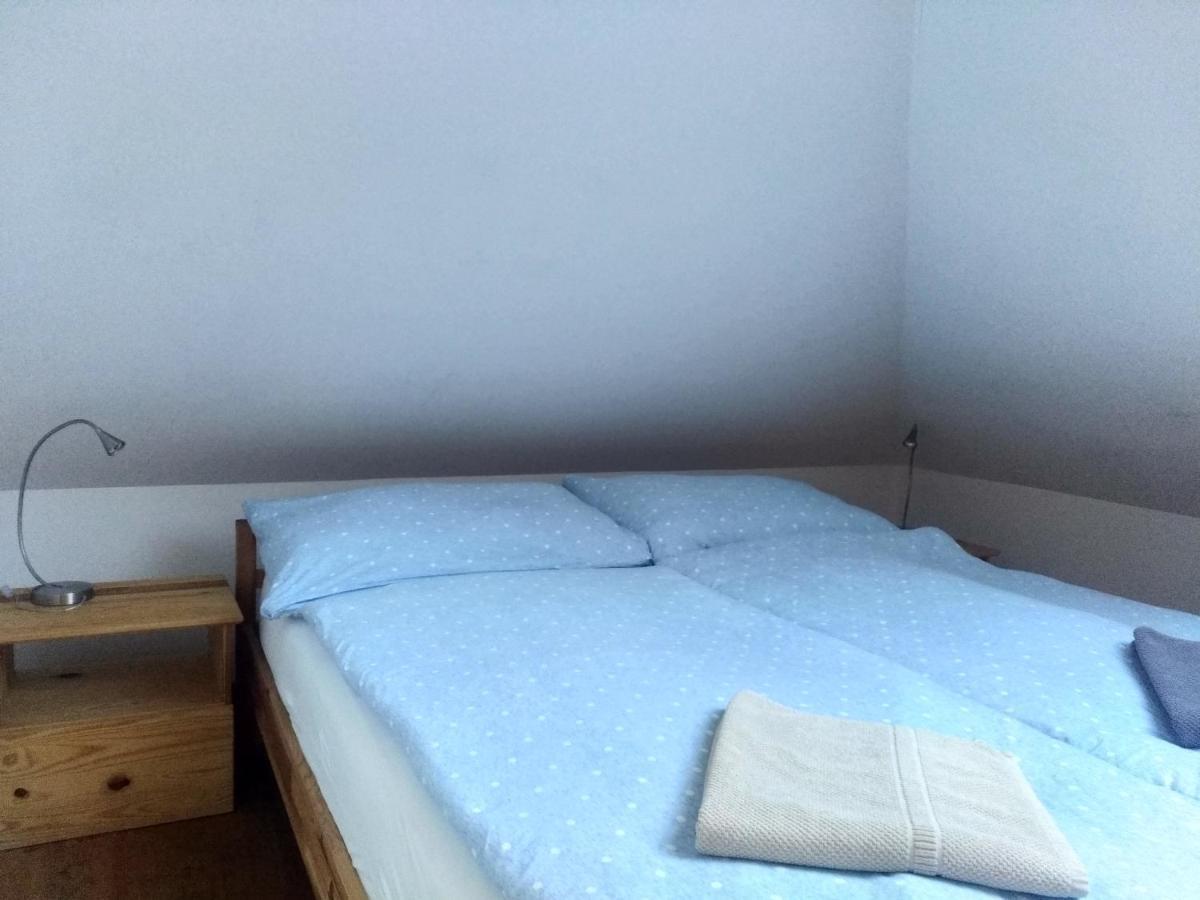 Guesthouse "Castello Del Nucleo" Интранья Экстерьер фото